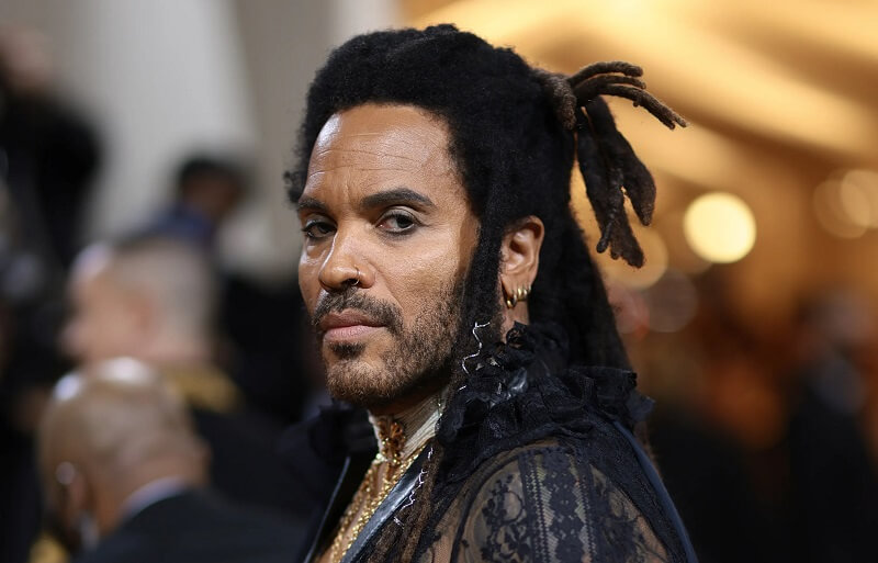 What song did Lenny Kravitz sing at the Oscars