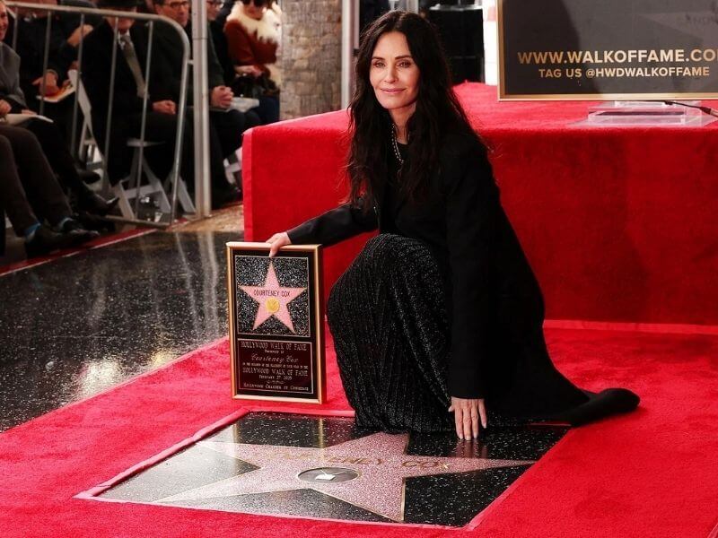 Lisa Kudrow have a Hollywood Star